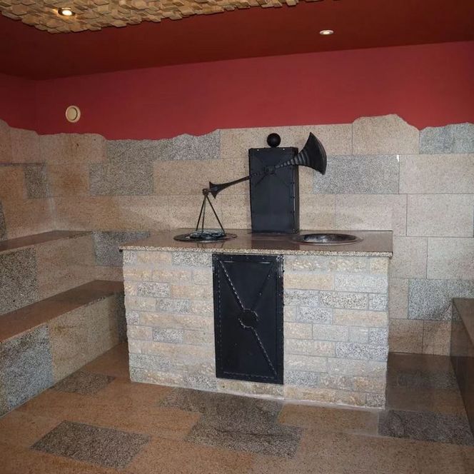 Steinsauna in der Saunalandschaft der Sole-Therme