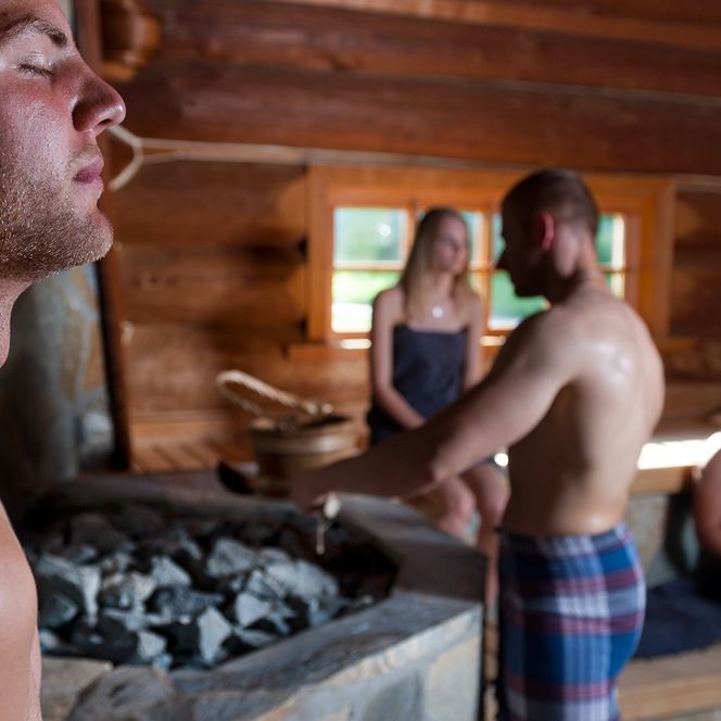 Saunalanschaft Große Aufguss Außensauna